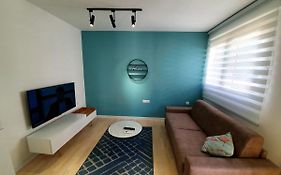 Aleksandar First Sea Line Apartment