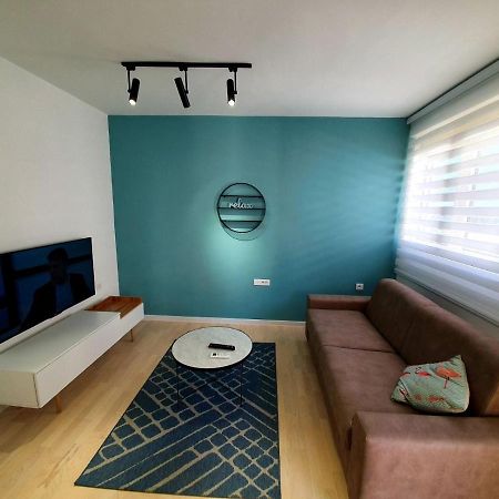 Aleksandar First Sea Line Apartment Бар Экстерьер фото